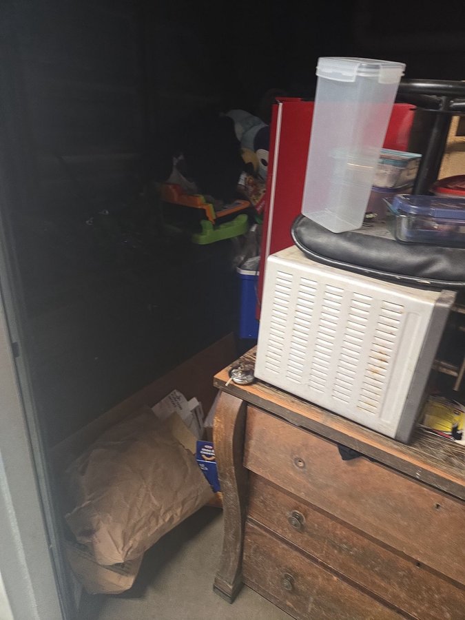 10 x 15 storage unit in Silver Spring, MD