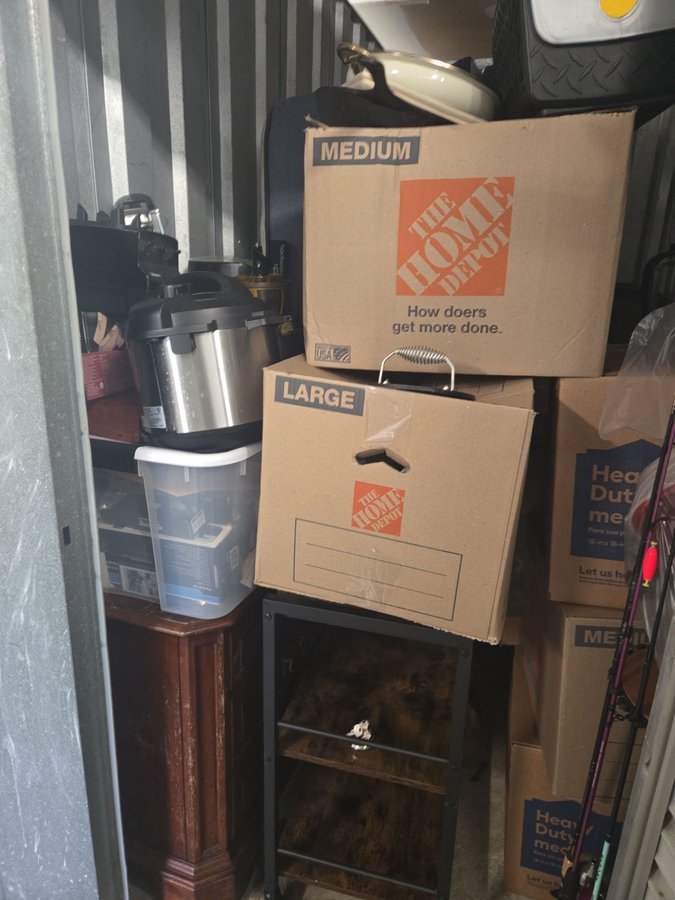 5 x 10 storage unit in Silver Spring, MD