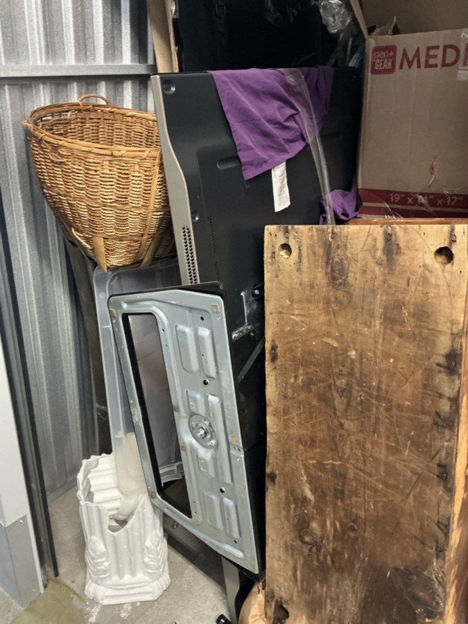 7 x 10 storage unit in Beltsville, MD
