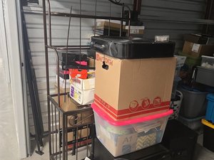 10 x 15 storage unit in Woodlawn, MD