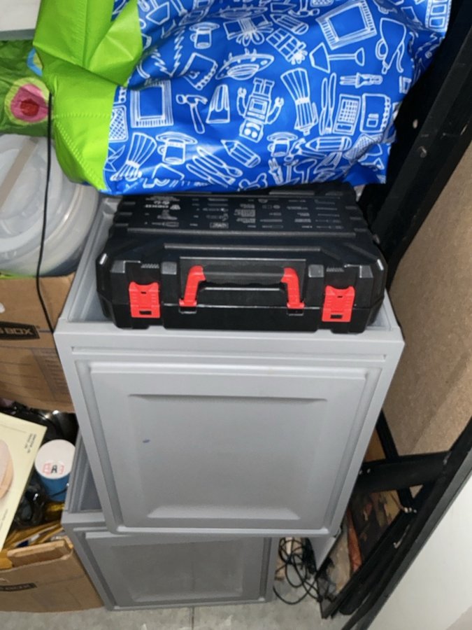 8 x 10 storage unit in Laurel, MD