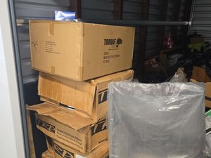 10 x 15 unit in Woodlawn