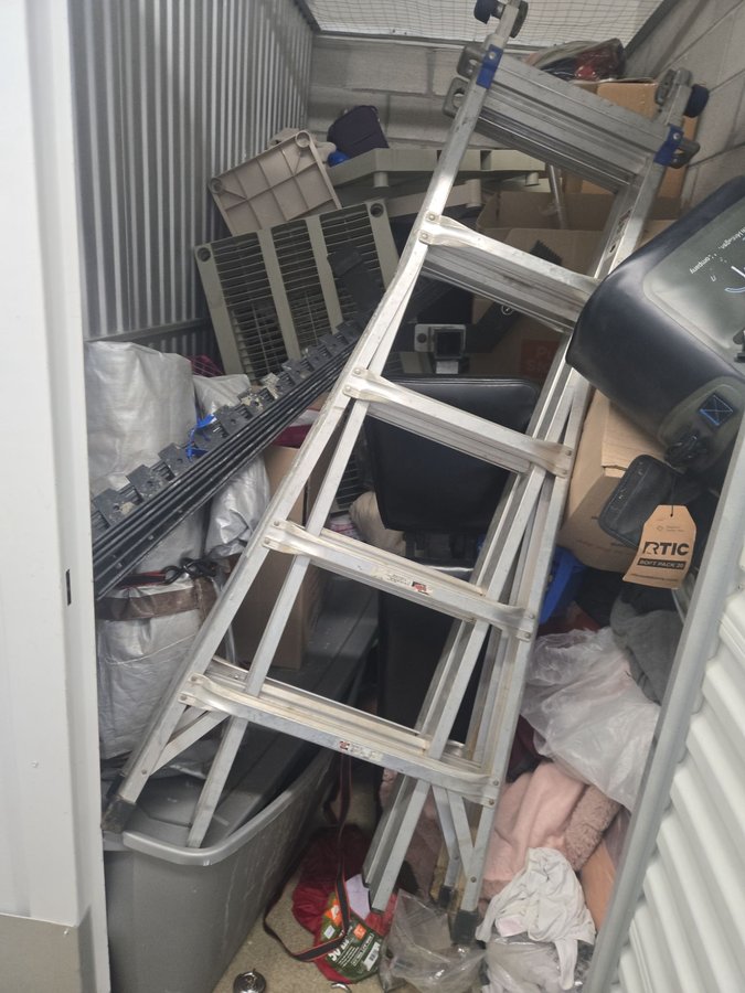 5 x 10 storage unit in Baltimore, MD