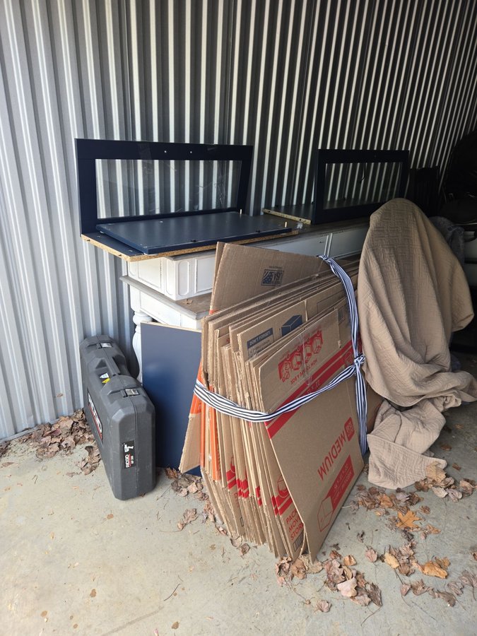 10 x 30 storage unit in Parkville, MD
