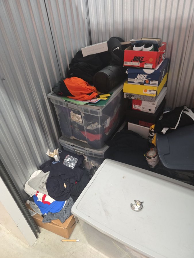 5 x 5 storage unit in Parkville, MD