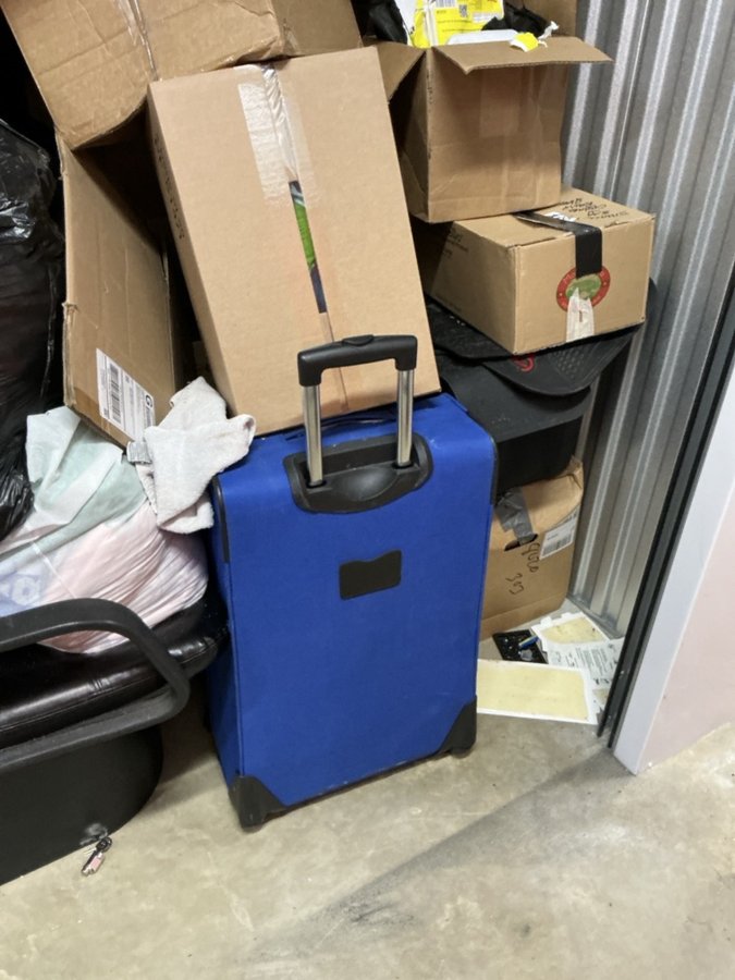 10 x 15 storage unit in College Park, MD