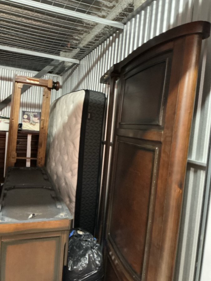 10 x 15 storage unit in College Park, MD
