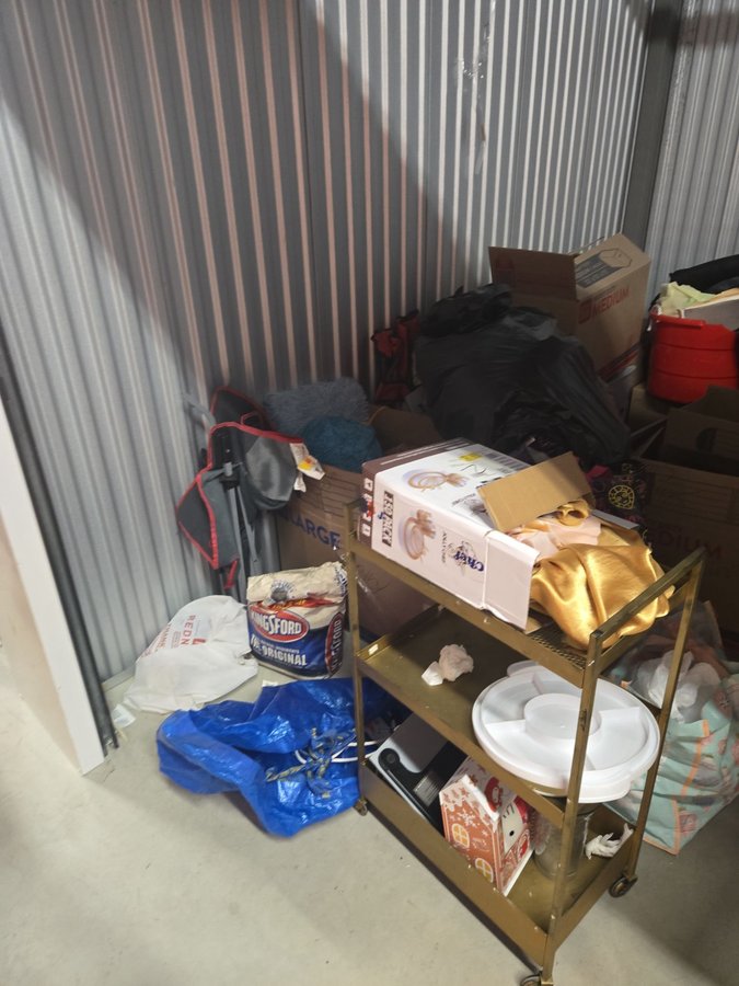 10 x 10 storage unit in Parkville, MD