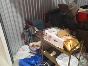10 x 10 storage unit in Parkville, MD