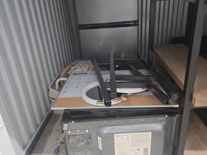 5 x 5 storage unit in Baltimore, MD