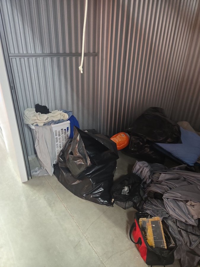 9 x 10 storage unit in Owings Mills, MD
