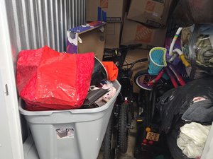 5 x 5 storage unit in Laurel, MD