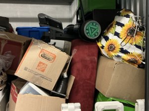 10 x 10 storage unit in Laurel, MD