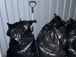 10 x 10 storage unit in Silver Spring, MD