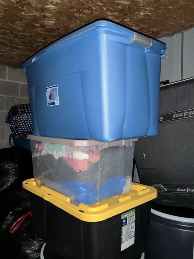 9 x 10 storage unit in Silver Spring, MD