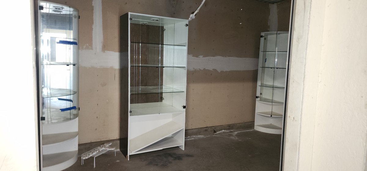 10 x 15 storage unit in Sacramento, CA