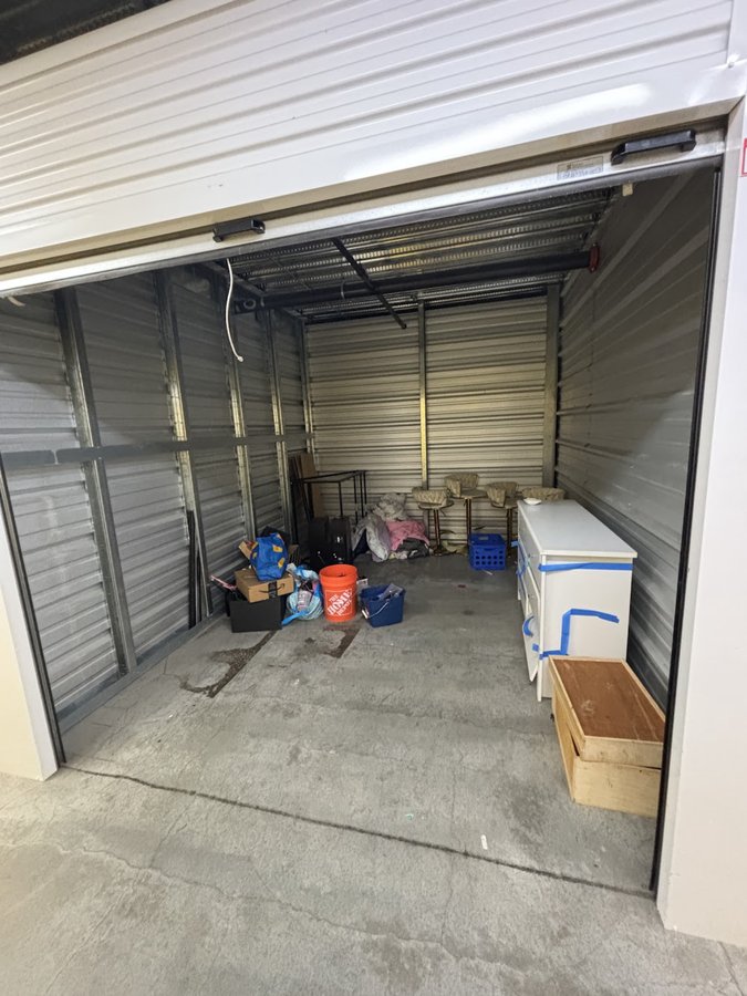 10 x 12 storage unit in Tacoma, WA