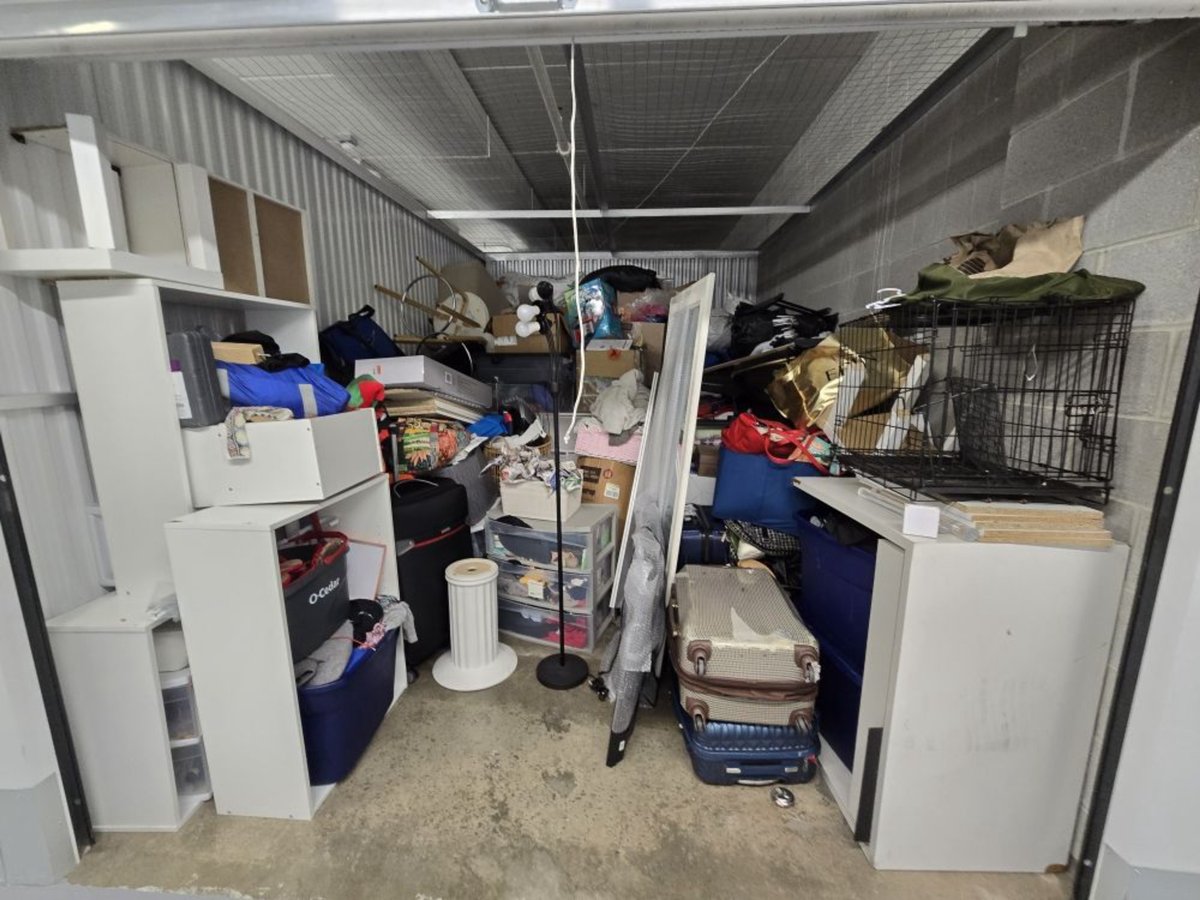 10 x 15 storage unit in Bethesda, MD