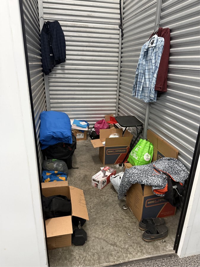5 x 10 storage unit in Livonia, MI