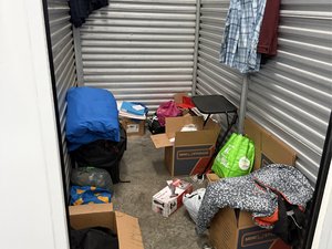 5 x 10 storage unit in Livonia, MI