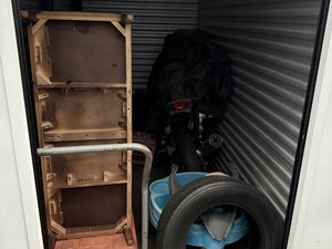 5 x 10 storage unit in Livonia, MI