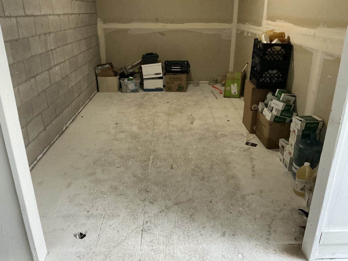 10 x 17 storage unit in Reno, NV
