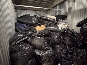 10 x 20 unit in Stamford