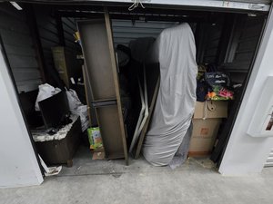 10 x 10 storage unit in Jersey City, NJ