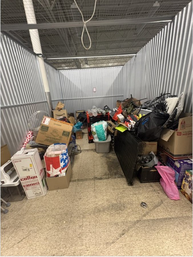 10 x 15 storage unit in Elyria, OH