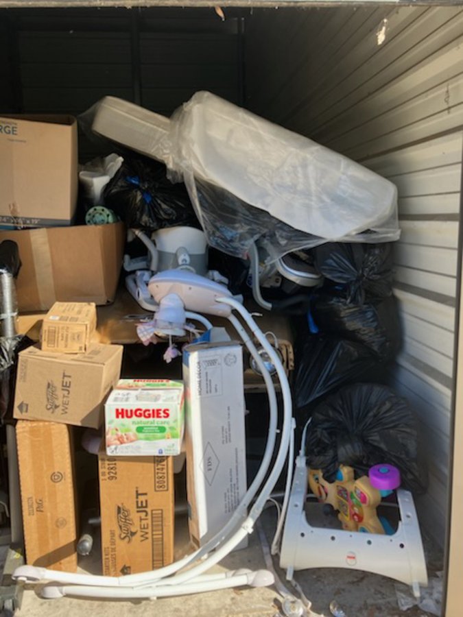 10 x 20 storage unit in Jacksonville, FL