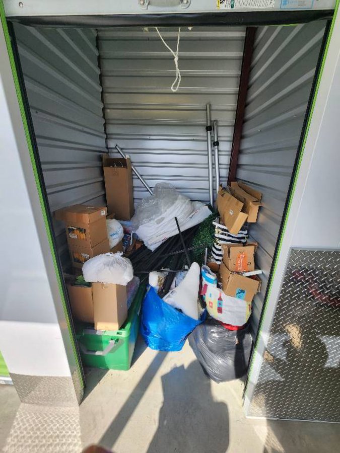 5 x 5 storage unit in Laurel, MD