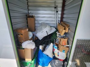 5 x 5 storage unit in Laurel, MD