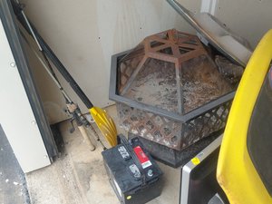 10 x 10 unit in Huntsville