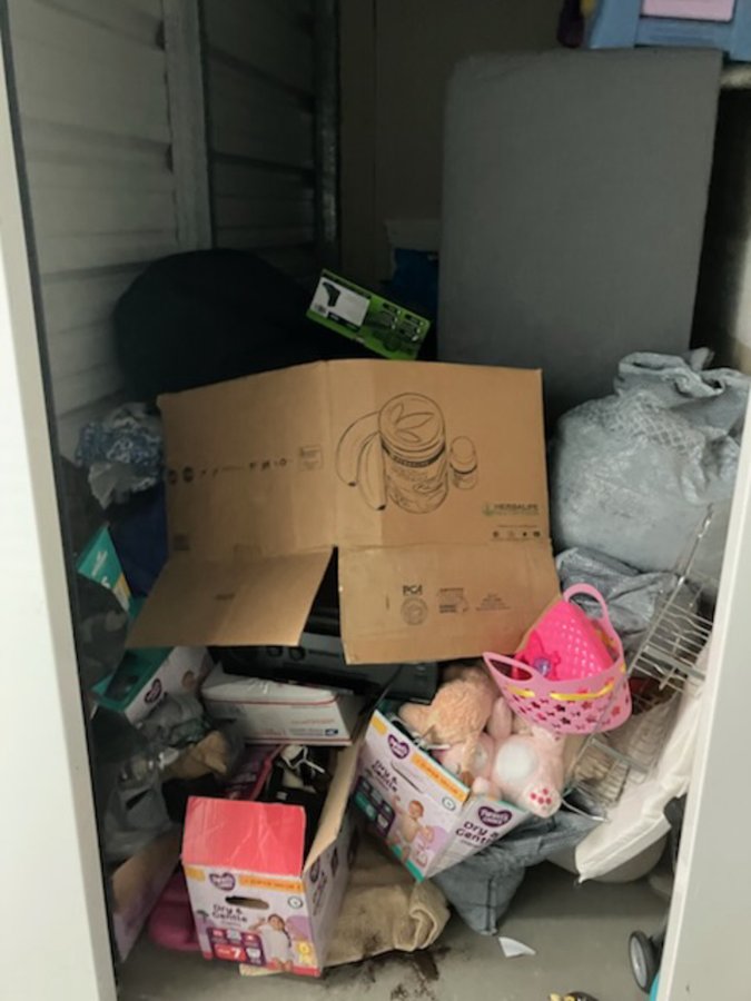 5 x 10 storage unit in Jacksonville, FL