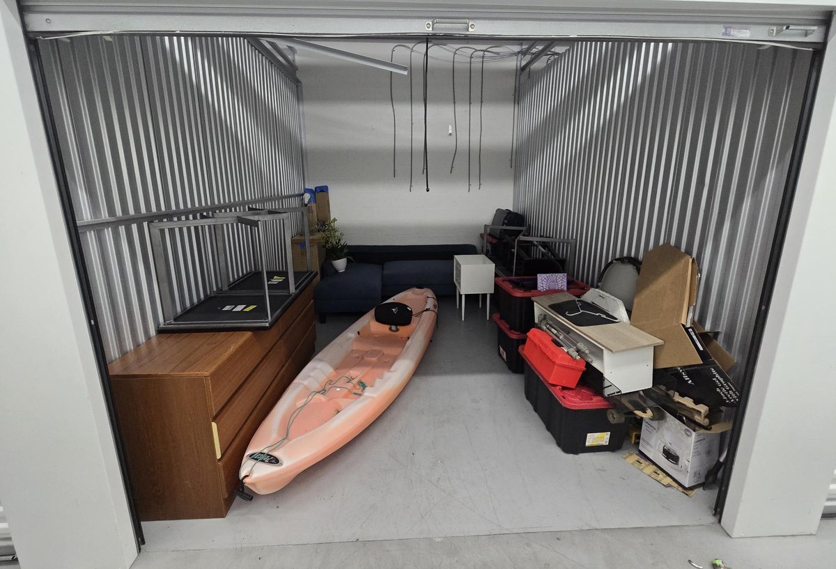 20 x 12 storage unit in Naples, FL