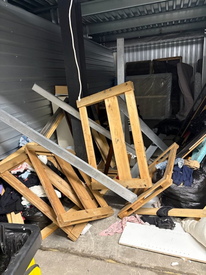 10 x 20 storage unit in Lorain, OH