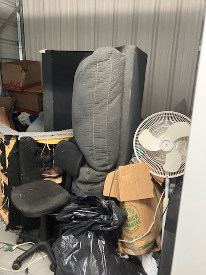 10 x 10 storage unit in Jacksonville, FL