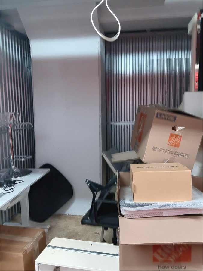 9 x 10 storage unit in Washington, DC