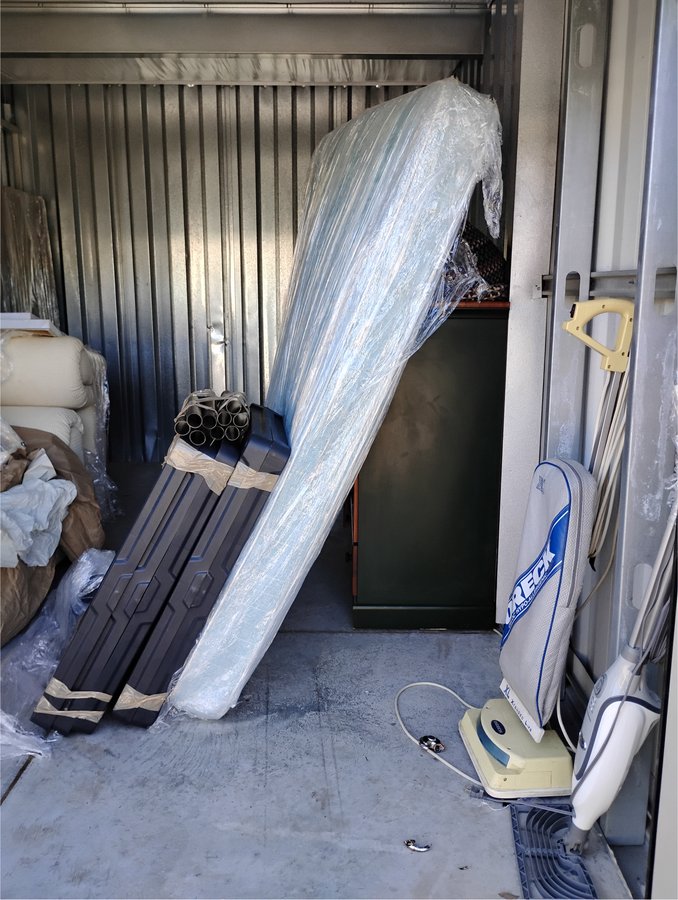 10 x 15 storage unit in Virginia Beach, VA