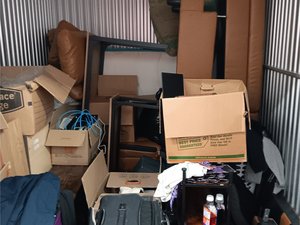 7 x 10 storage unit in Washington, DC