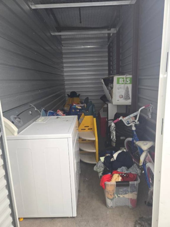 6 x 15 storage unit in Virginia Beach, VA