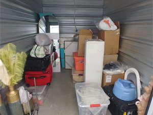 7 x 10 storage unit in Raleigh, NC