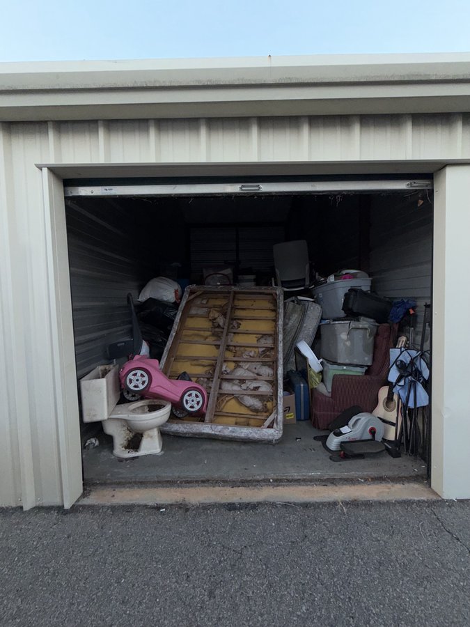 10 x 20 storage unit in Sanford, NC