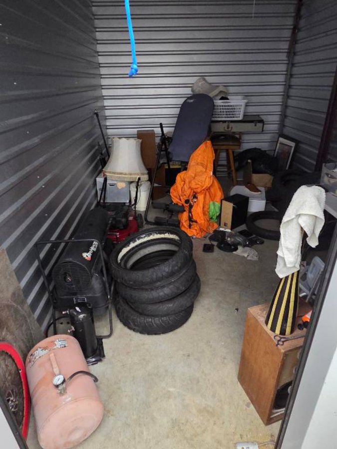 10 x 15 storage unit in San Antonio, TX