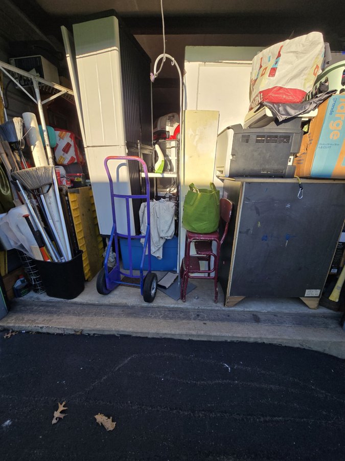 10 x 20 storage unit in Philadelphia, PA