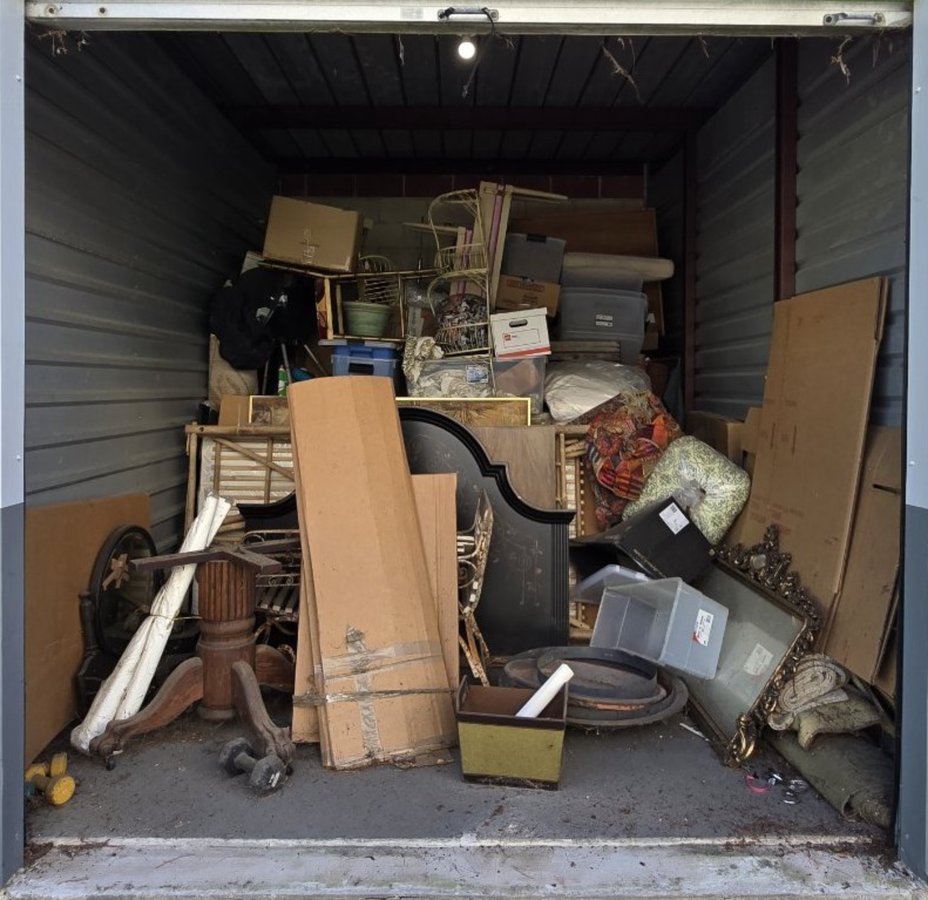 10 x 15 storage unit in Millersville, MD