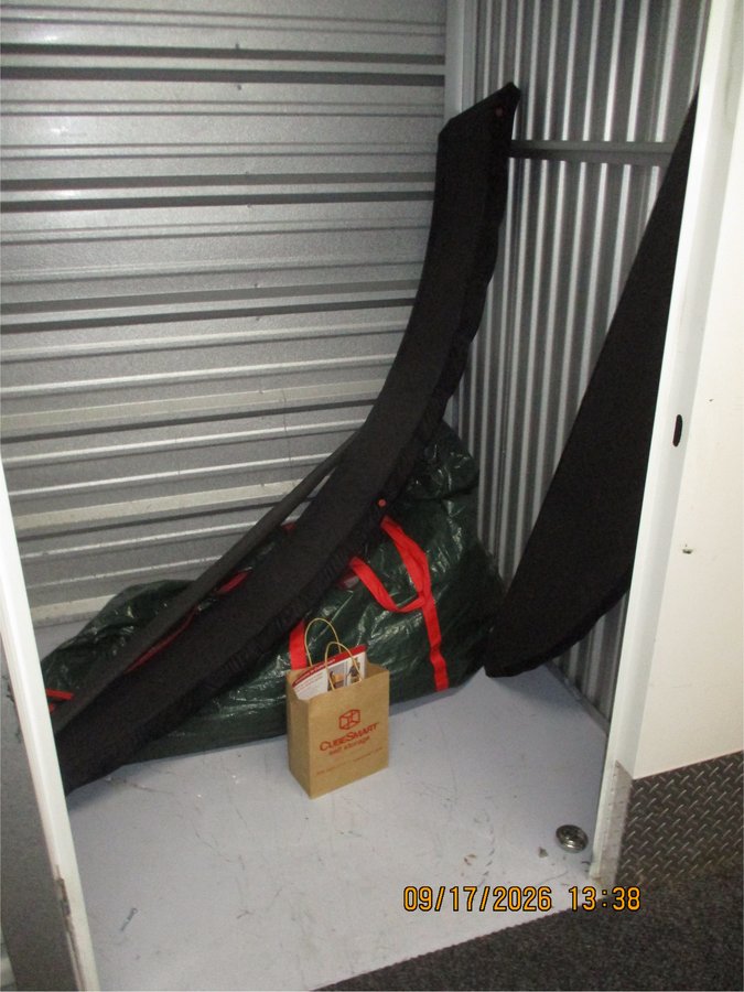 5 x 5 storage unit in Bronx, NY