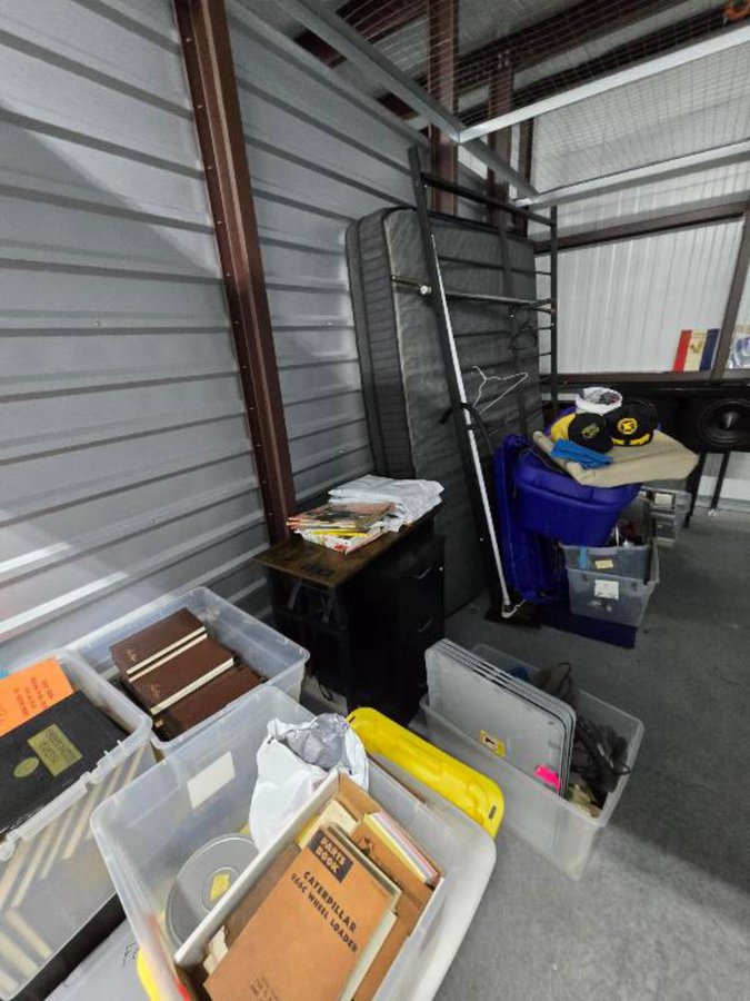 10 x 15 storage unit in Port Charlotte, FL