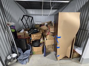 10 x 10 storage unit in Greensboro, NC