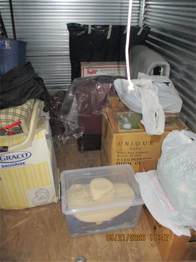 5 x 7 storage unit in Brooklyn, NY